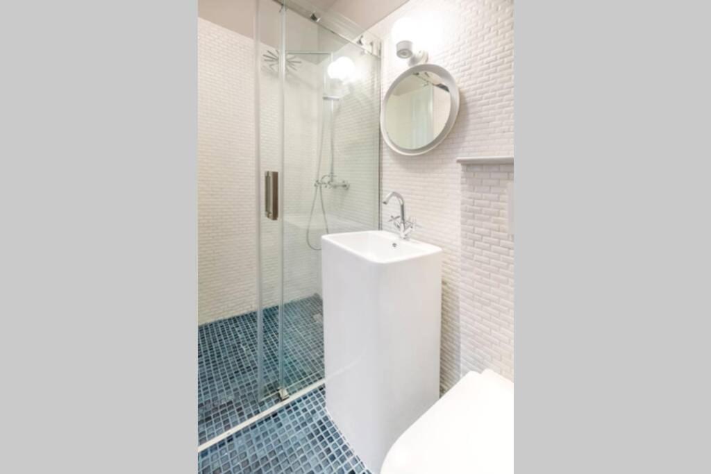 Апартаменты Marvellous Design 2Br Old Town Бухарест Экстерьер фото