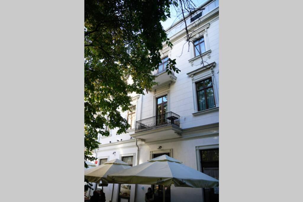 Апартаменты Marvellous Design 2Br Old Town Бухарест Экстерьер фото